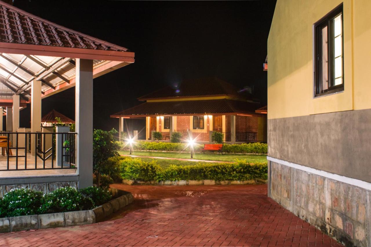 Wildcat Resort Tadoba Sirkada Екстер'єр фото